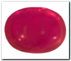 Rubis ovale cabochon de 1,66 carat