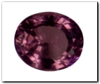 Spinelle ovale de 1,34 carat