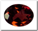 Pyrope ovale de 1,45 carat