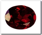 Pyrope ovale de 2,20 carat