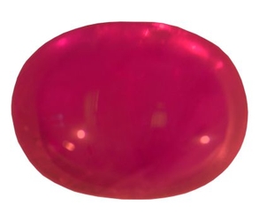 Rubis ovale cabochon de 1,66 carat