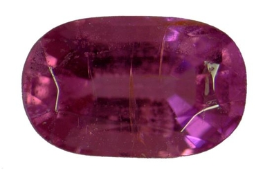 Spinelle ovale de 1,63 carat