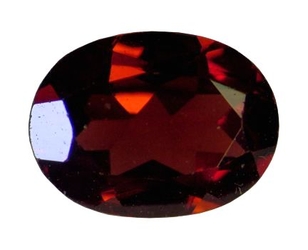 Pyrope ovale de 1,20 carat