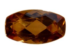 Andalousite ovale de 2,50 carat