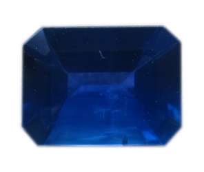 Saphir rectangle pans coupés de 3,23 carat