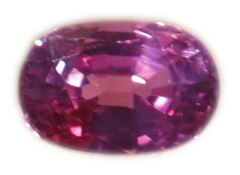 Saphir de couleur ovale de 0,83 carat
